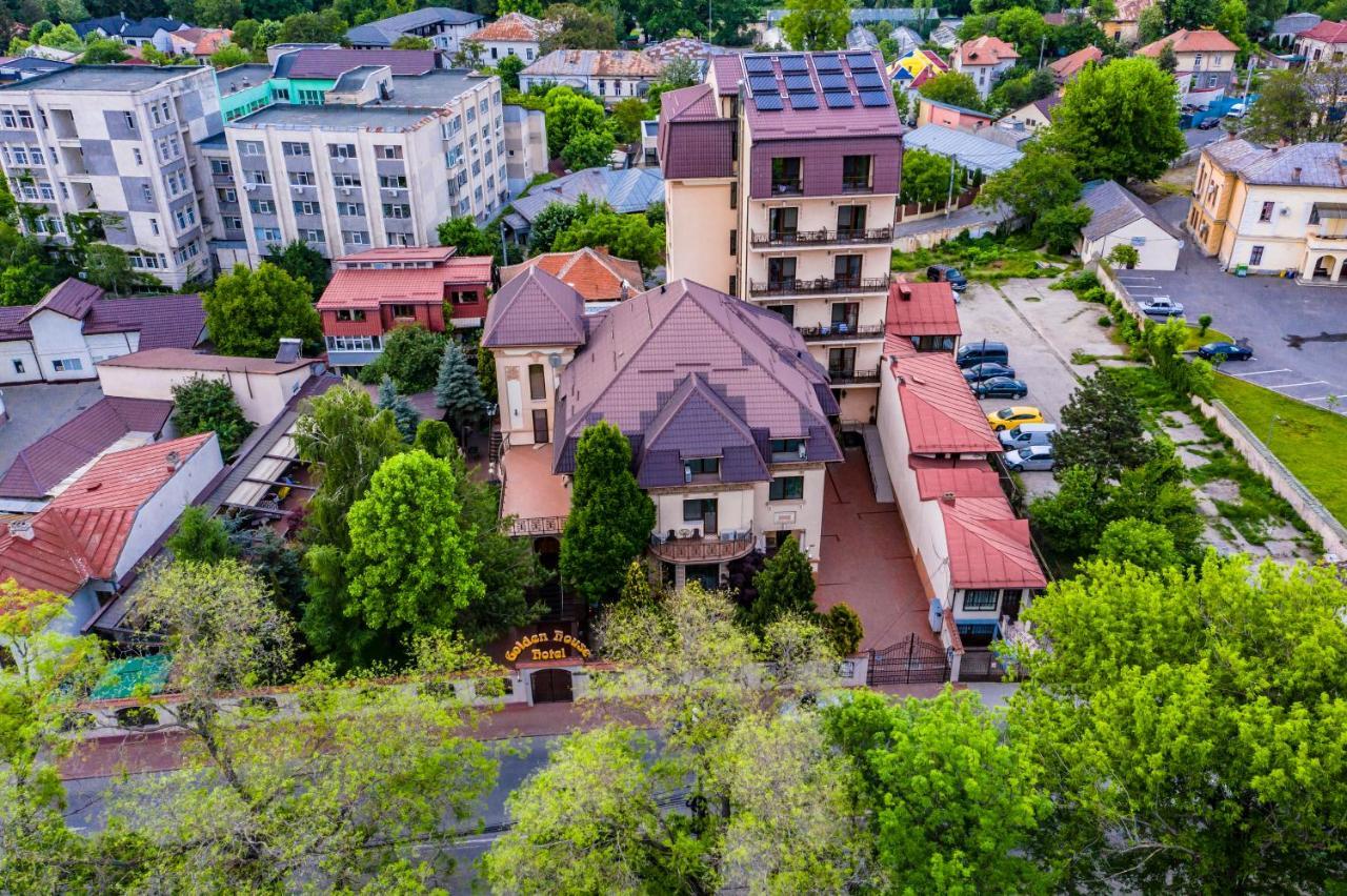 Hotel Golden House Craiova Exterior photo